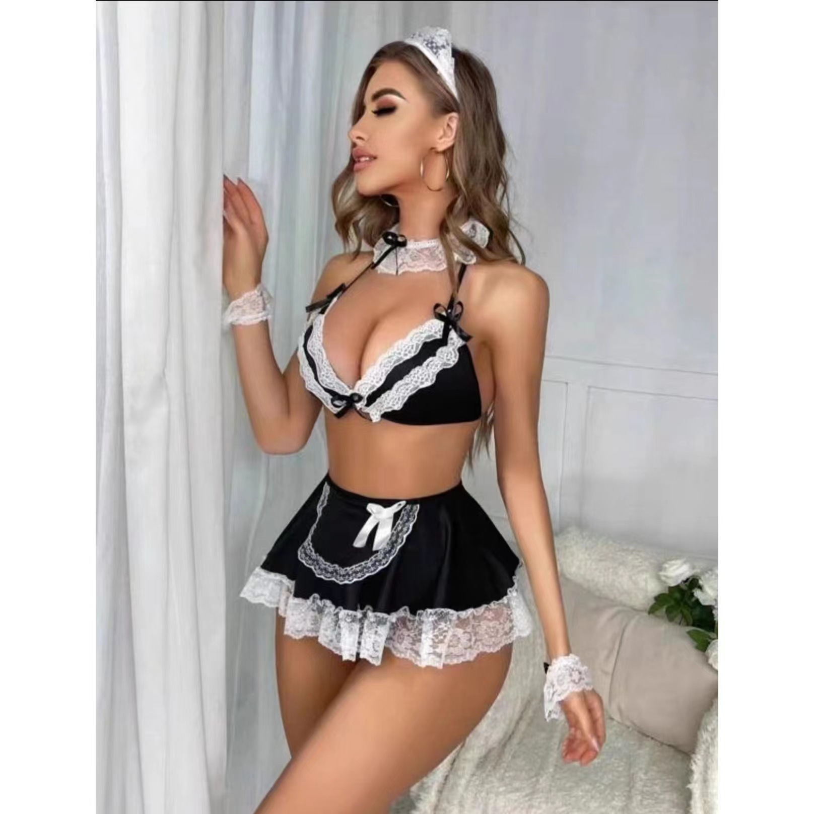 Women's Deep V Maid Bra Set Lace Girls' Underwear Pure Desire Sleeping Skirt - Image 3